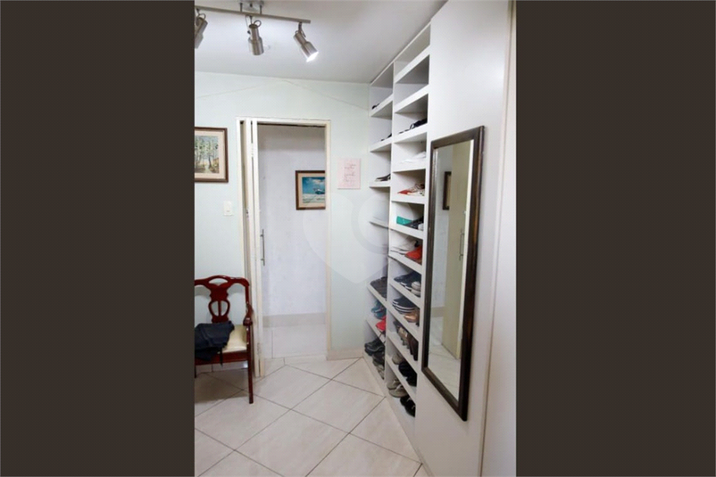 Foto REO1118079