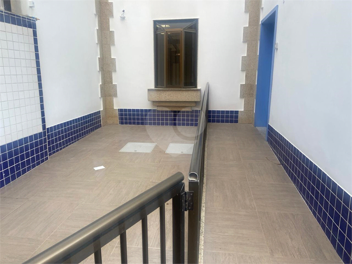 Foto REO1118083