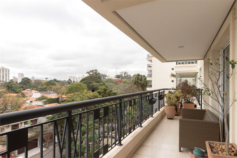 Foto REO1118088