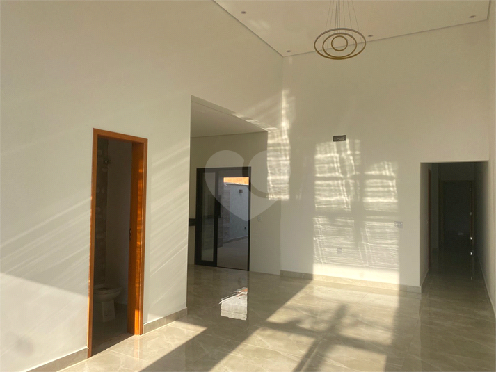 Foto REO1118097