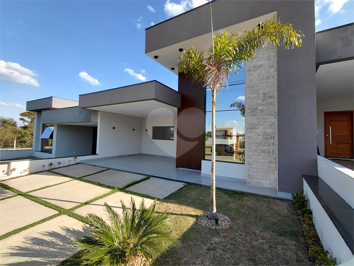 Foto REO1118100