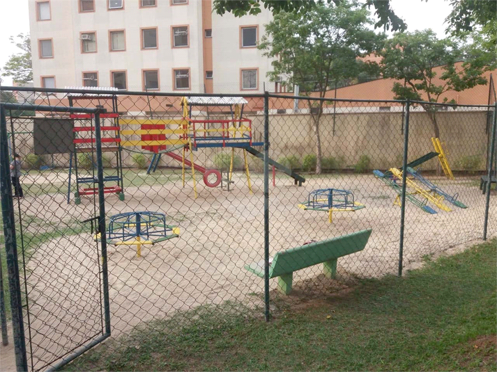 Foto REO1118116