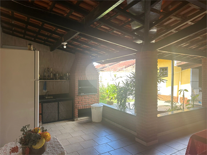 Foto REO1118135