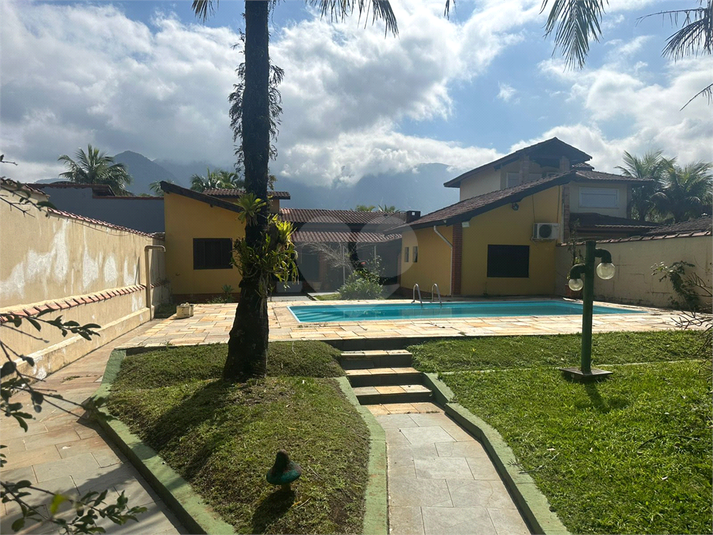 Foto REO1118135