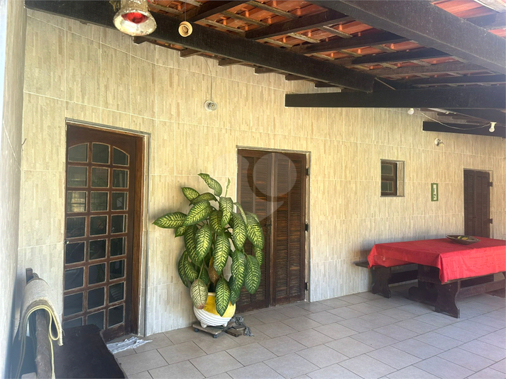 Foto REO1118135