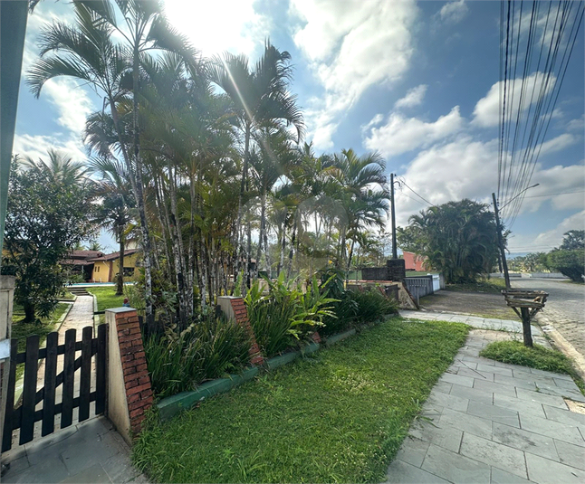 Foto REO1118135