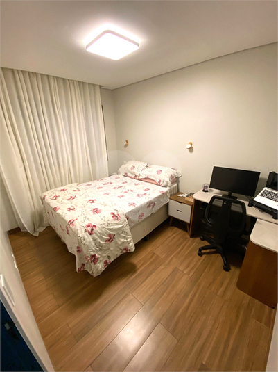 Foto REO1118160