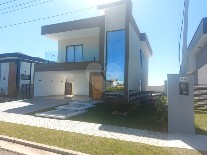 Foto REO1118224