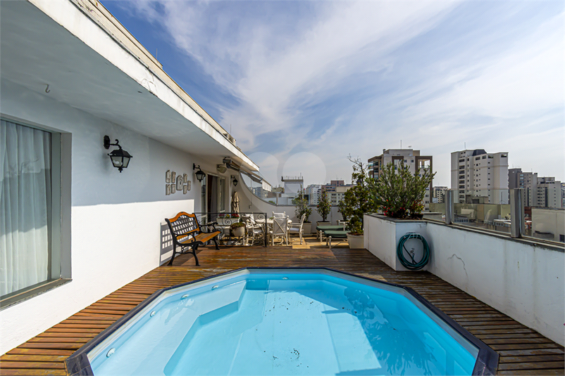 Foto REO1118264