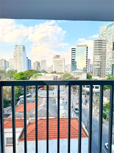 Foto REO1118285