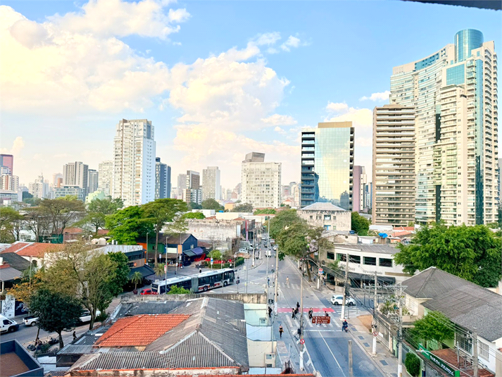 Foto REO1118285