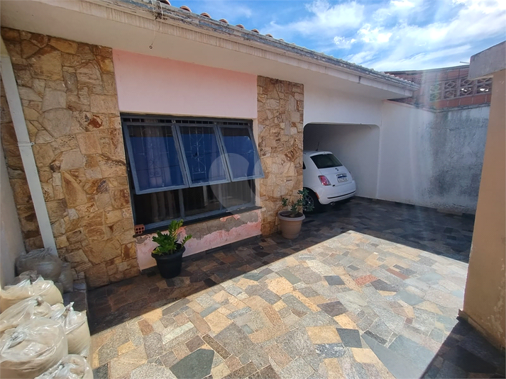 Foto REO1118292