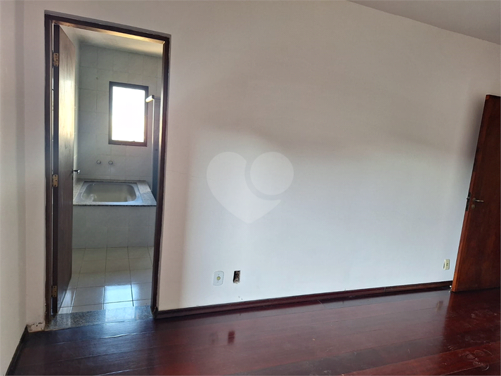 Foto REO1118334