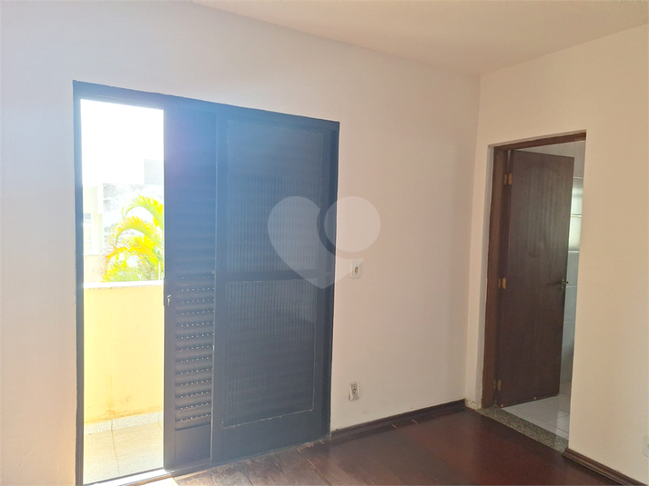 Foto REO1118334