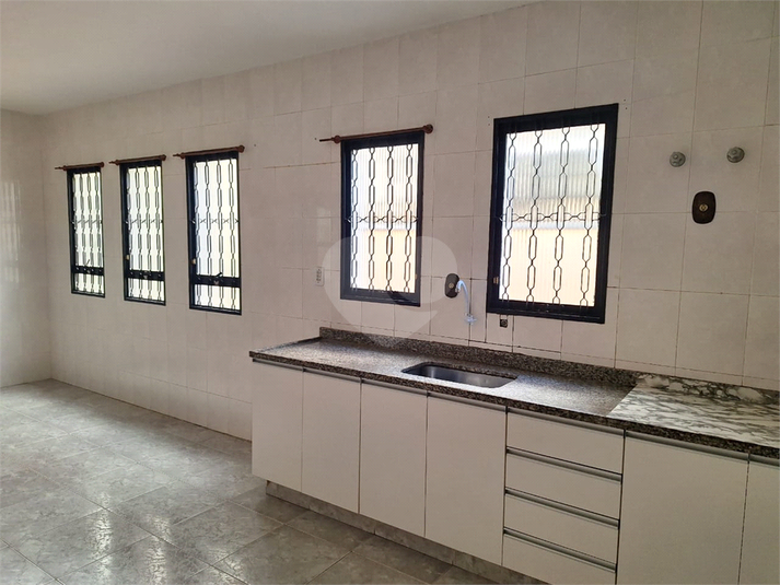 Foto REO1118334