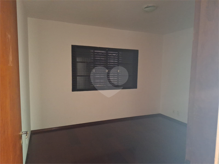 Foto REO1118334