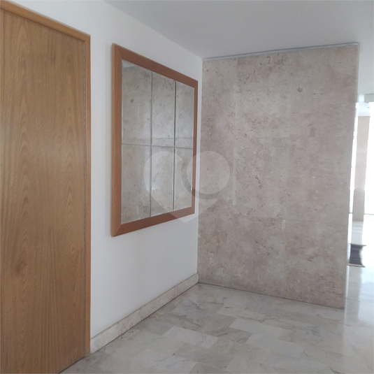Foto REO1118362