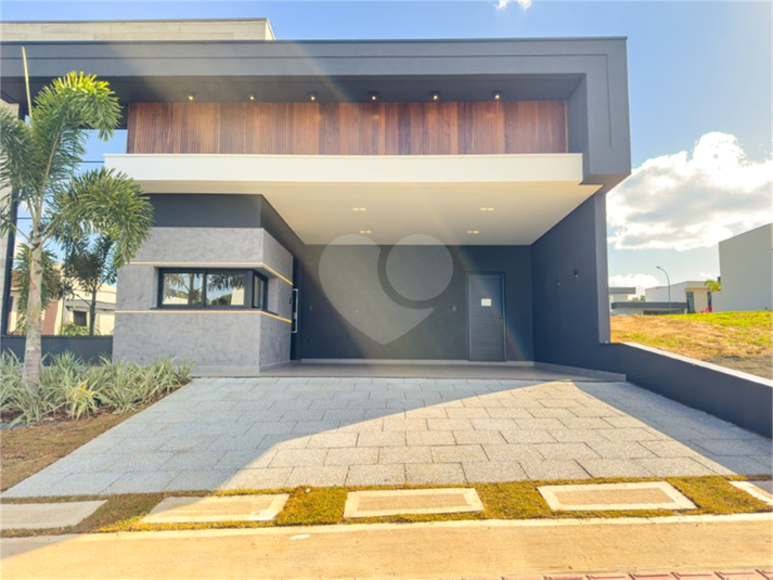 Foto REO1118363