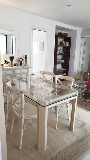 Foto REO1118366