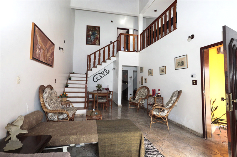 Foto REO1118375