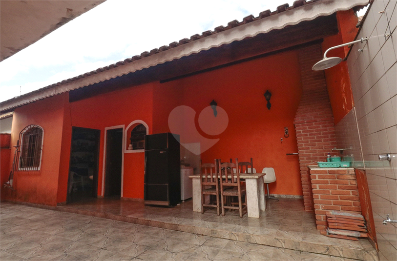 Foto REO1118375