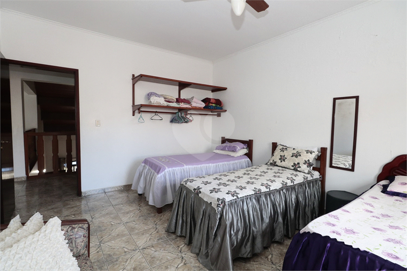 Foto REO1118375