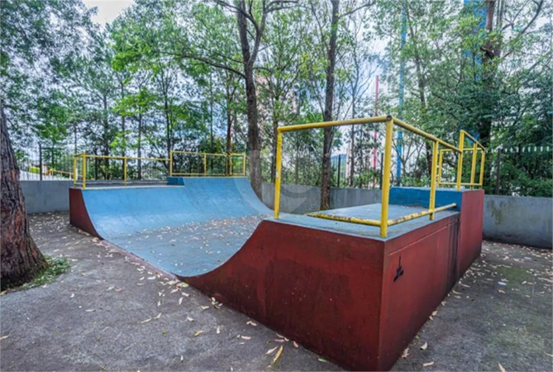 Foto REO1118387