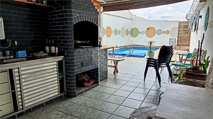 Foto REO1118388