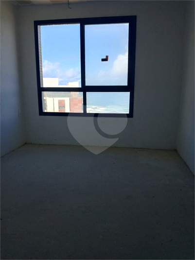 Foto REO1118396