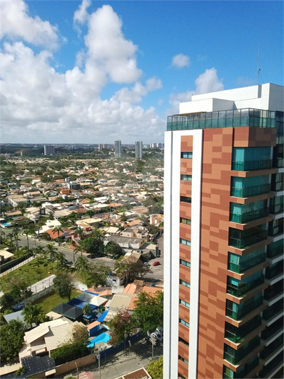 Foto REO1118396