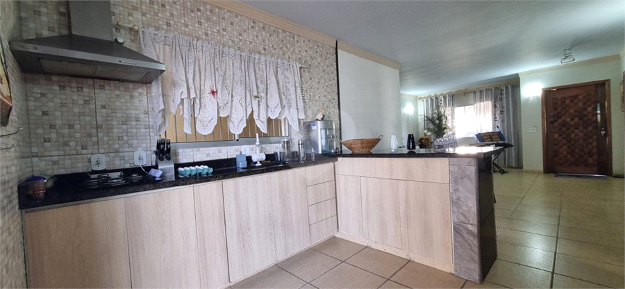 Foto REO1118413