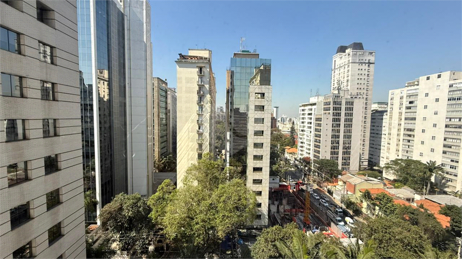Foto REO1118417