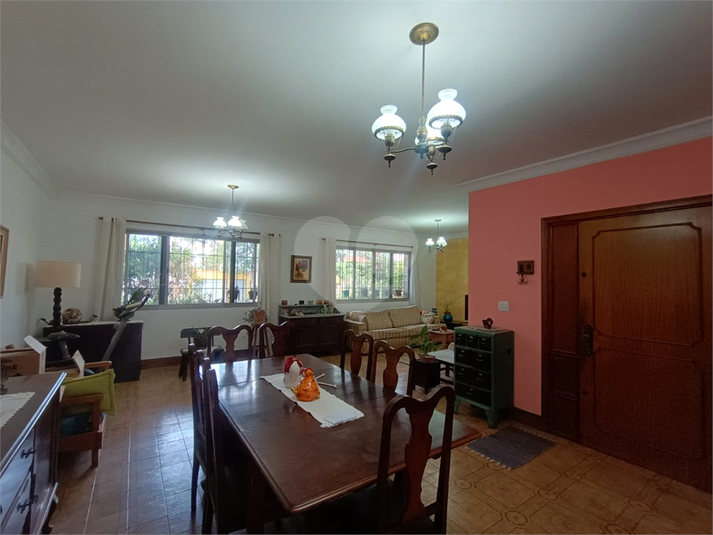 Foto REO1118424