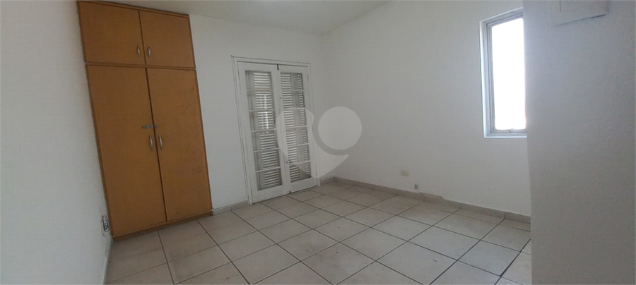 Foto REO1118427