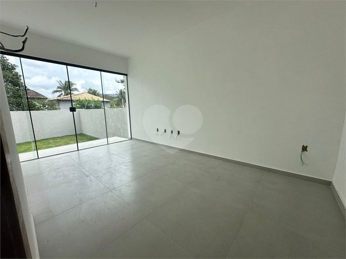 Foto REO1118428