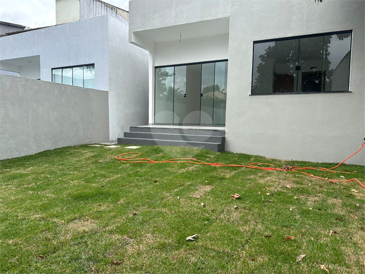 Foto REO1118428