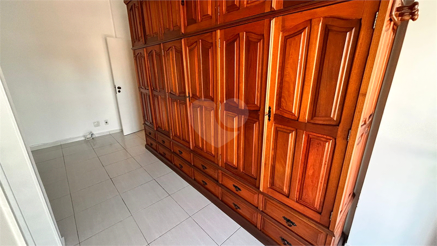 Foto REO1118431