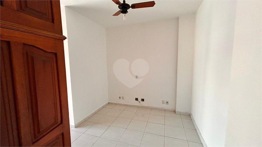 Foto REO1118431