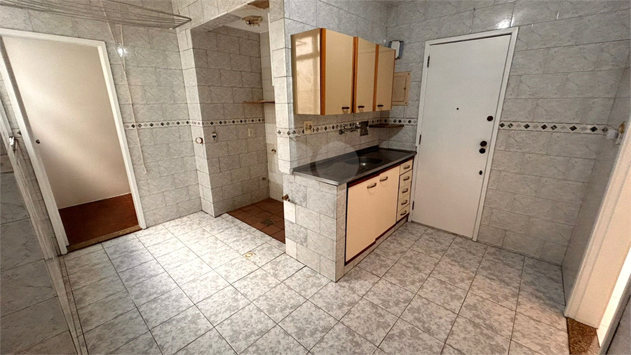 Foto REO1118431