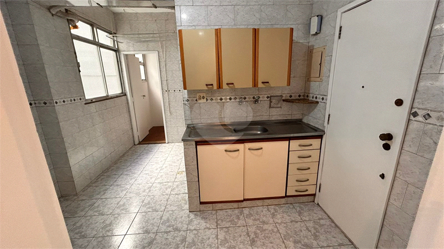 Foto REO1118431