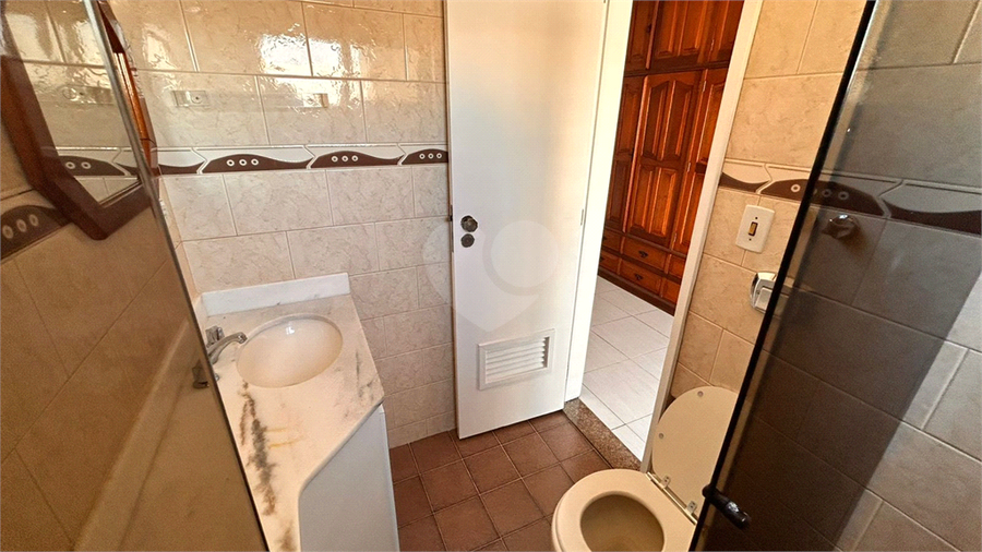 Foto REO1118431