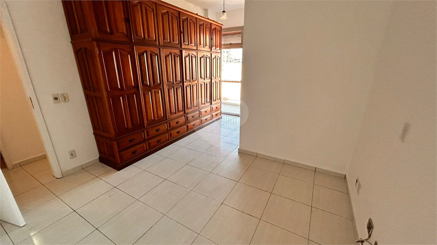 Foto REO1118431