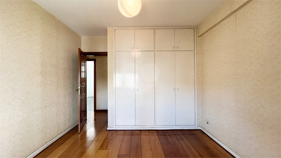 Foto REO1118435