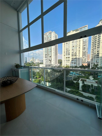 Foto REO1118447