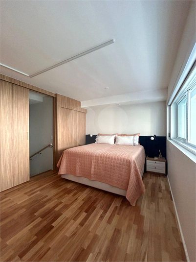 Foto REO1118447