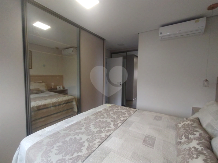 Foto REO1118450