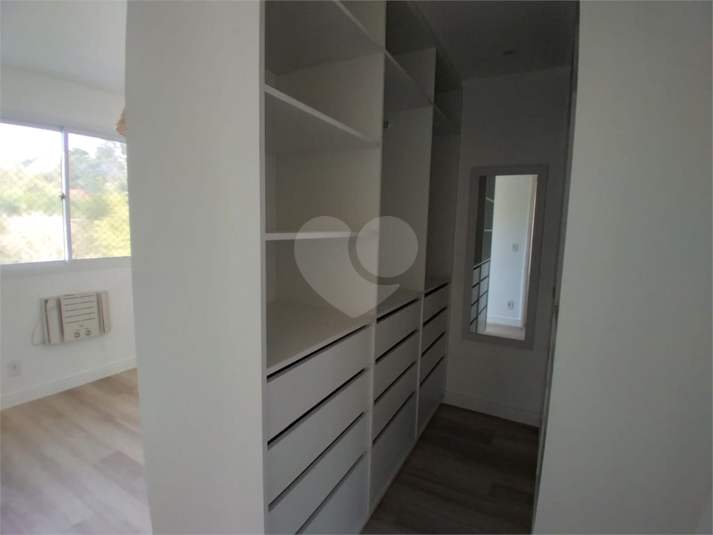 Foto REO1118453
