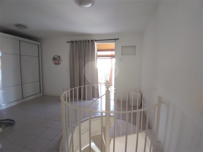 Foto REO1118453