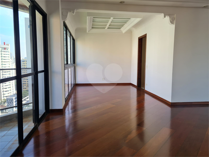 Foto REO1118455