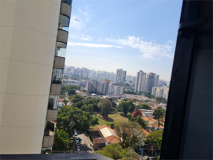 Foto REO1118455